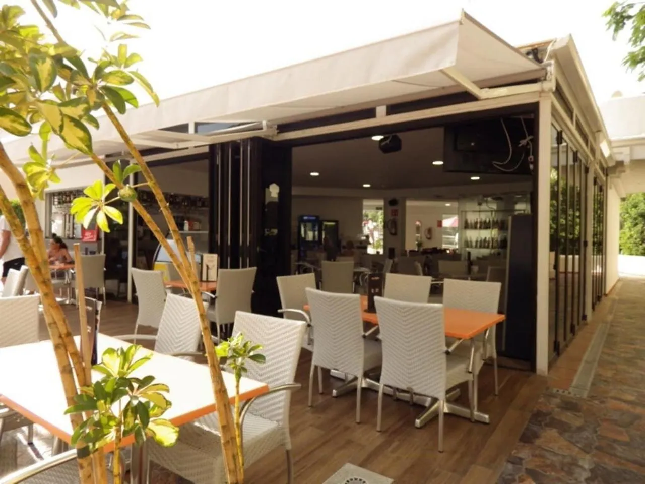 Apartment Pool And Sea View Studio In Castle Harbour C010 Los Cristianos